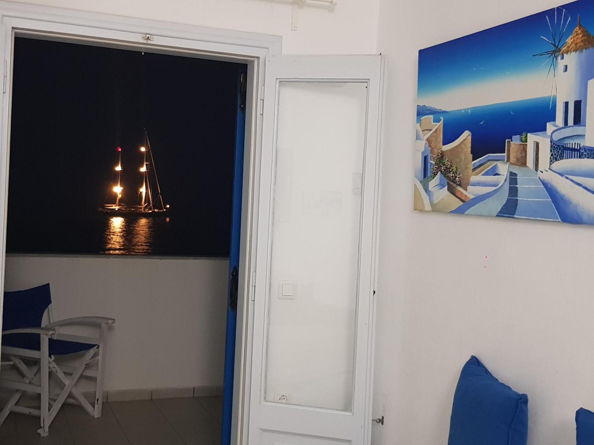 Rodothea And Adams On The Beach, Santorini Monolithos  Exterior photo