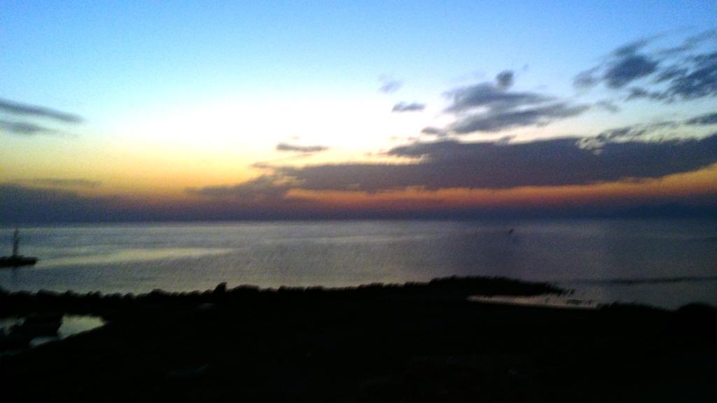 Rodothea And Adams On The Beach, Santorini Monolithos  Exterior photo